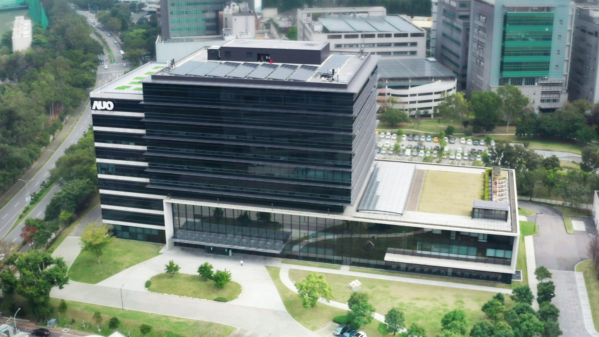 9001cc金沙以诚为本GRC总部大楼通过 ISO 14068-1碳中和查证